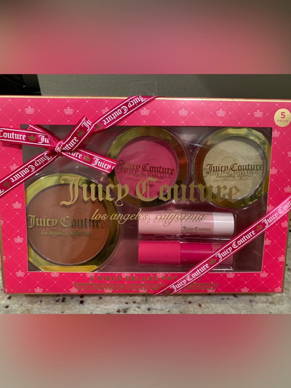 Juicy Couture Women Makeup Blush & Highlight Gift Set – NWT MSRP 29.99.